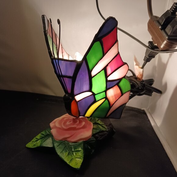 Vintage Stained Tiffany Style Glass Butterfly Table Desk Lamp - Picture 14 of 14